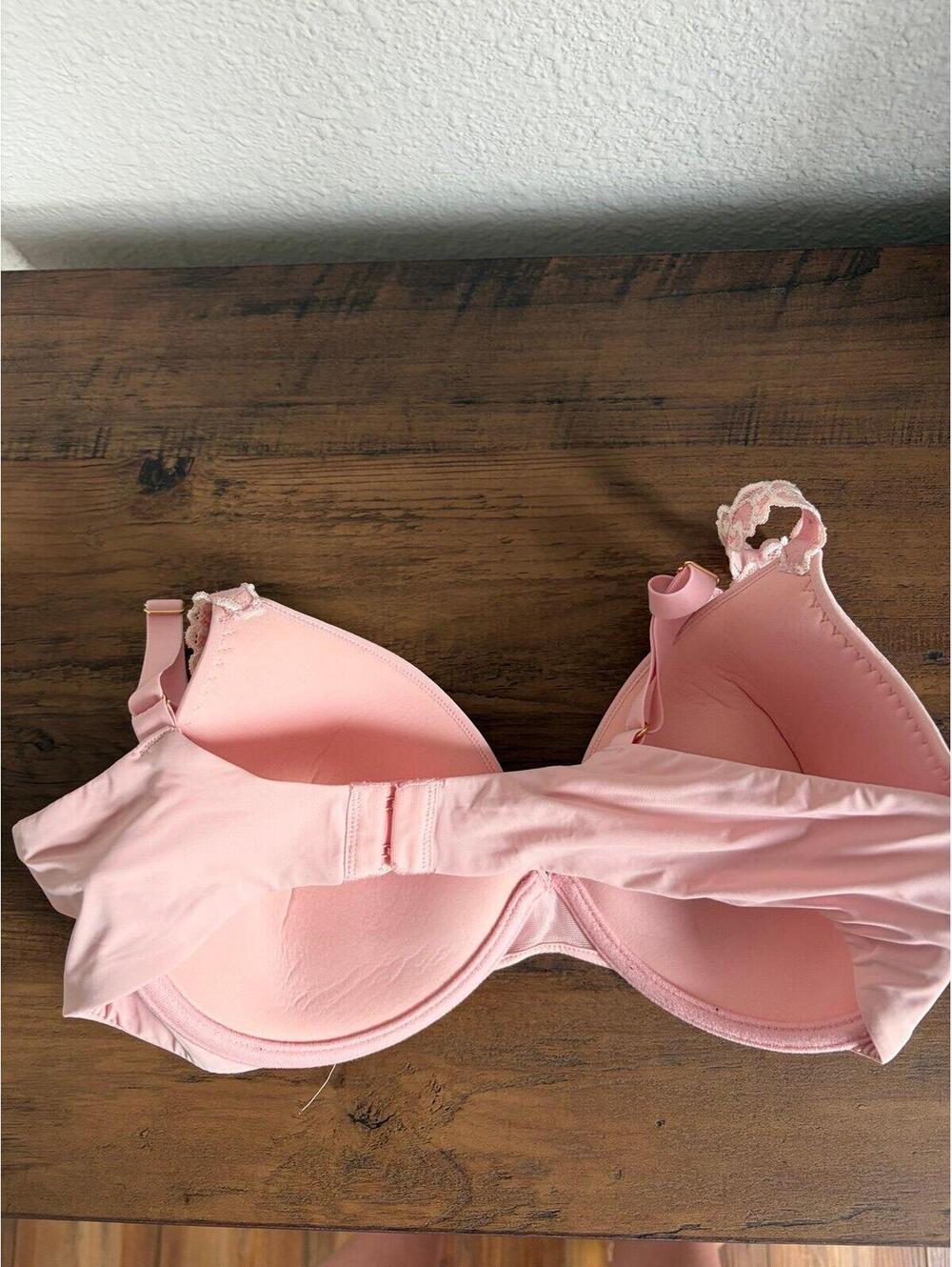 Natori pink bra size 36C. No push up - Picture 2 of 4